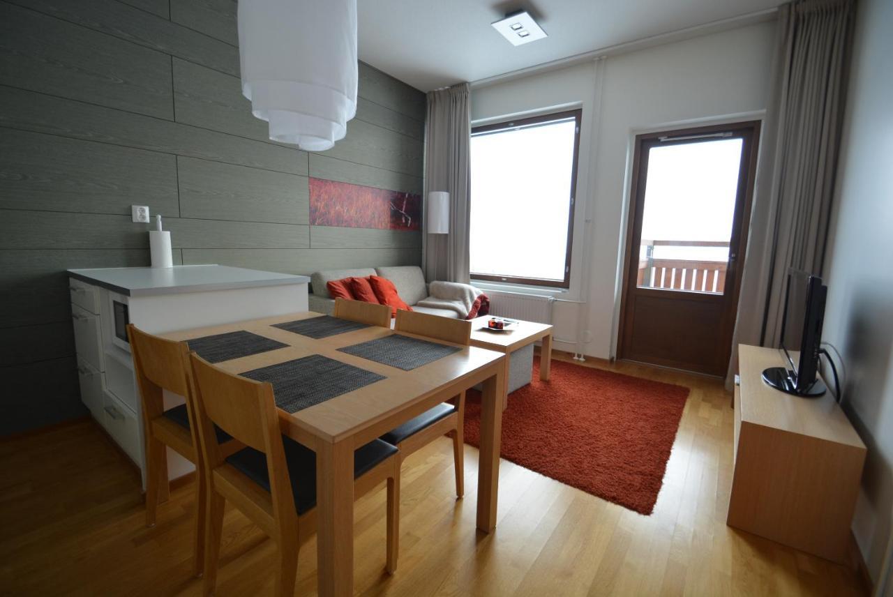 Yllaeshuiput Apartman Ylläsjärvi Kültér fotó